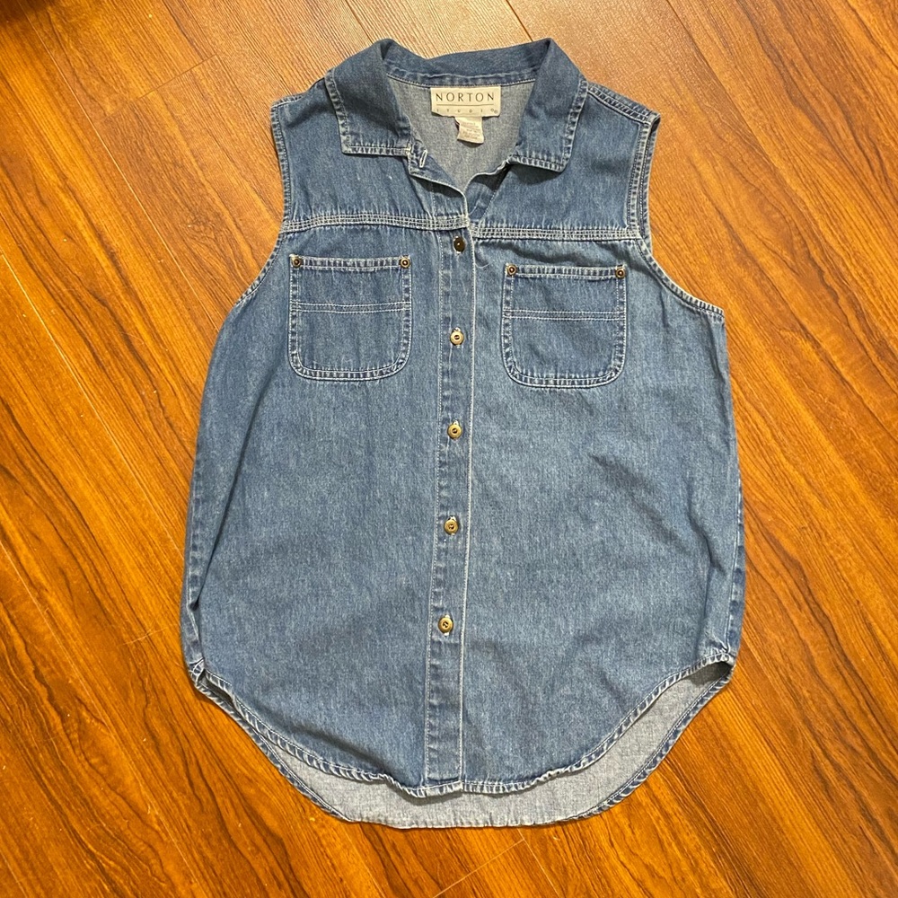 Jean Vest
